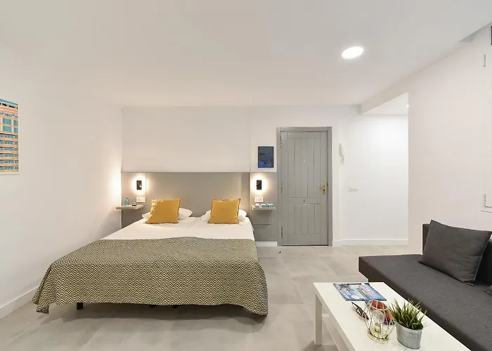 Don Carlos Las Palmas